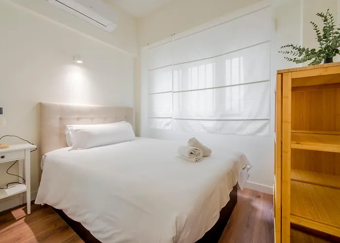 Elegante Apt para 3 en Chueca a 1 min de Gran Via